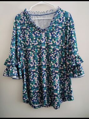 Women's Blue Floral V-Neck Ruffle Sleeve Top